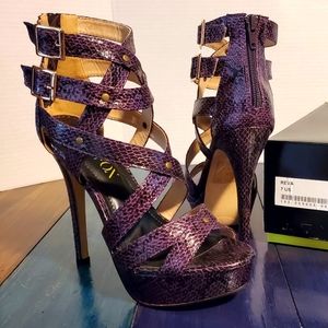 Size 7 platform stiletto Paper Fox